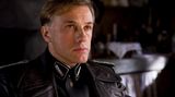 Diese Rolle machte ihn weltweit berühmt: In Quentin Tarantinos "Inglourious Basterds" verkörperte Christoph Waltz 2009 den SS-Standartenführer Hans Landa derart kaltblütig, dass einem beim Zuschauen das Blut in den Adern gefror. Davon ließen sich auch diverse Jurys beeindrucken. Waltz bekam unter anderem den Darstellerpreis in Cannes, den Oscar als Bester Nebendarsteller sowie einen Golden Globe.