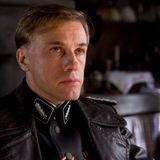Diese Rolle machte ihn weltweit berühmt: In Quentin Tarantinos "Inglourious Basterds" verkörperte Christoph Waltz 2009 den SS-Standartenführer Hans Landa derart kaltblütig, dass einem beim Zuschauen das Blut in den Adern gefror. Davon ließen sich auch diverse Jurys beeindrucken. Waltz bekam unter anderem den Darstellerpreis in Cannes, den Oscar als Bester Nebendarsteller sowie einen Golden Globe.