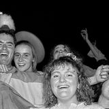 Ausgelassenes Partyvolk auf der Wiesn