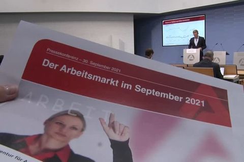 Video: Deutscher Jobmarkt nimmt Fahrt auf