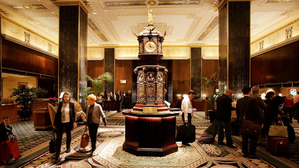 Waldorf-Astoria in New York: Bilder einer Hotellegende | STERN.de Waldorf-Astoria in New York: Bilder einer Hotellegende | STERN.de