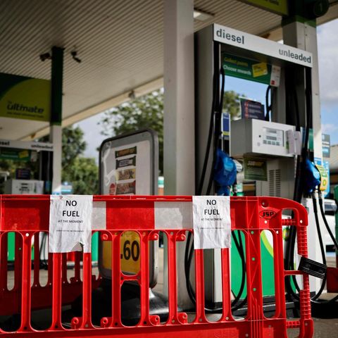 Großbritannien Sprit-Krise: Eine Tankstelle in London