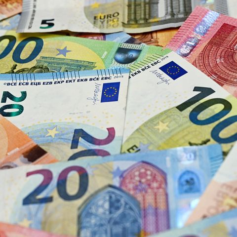 Mehrere Euro-Scheine
