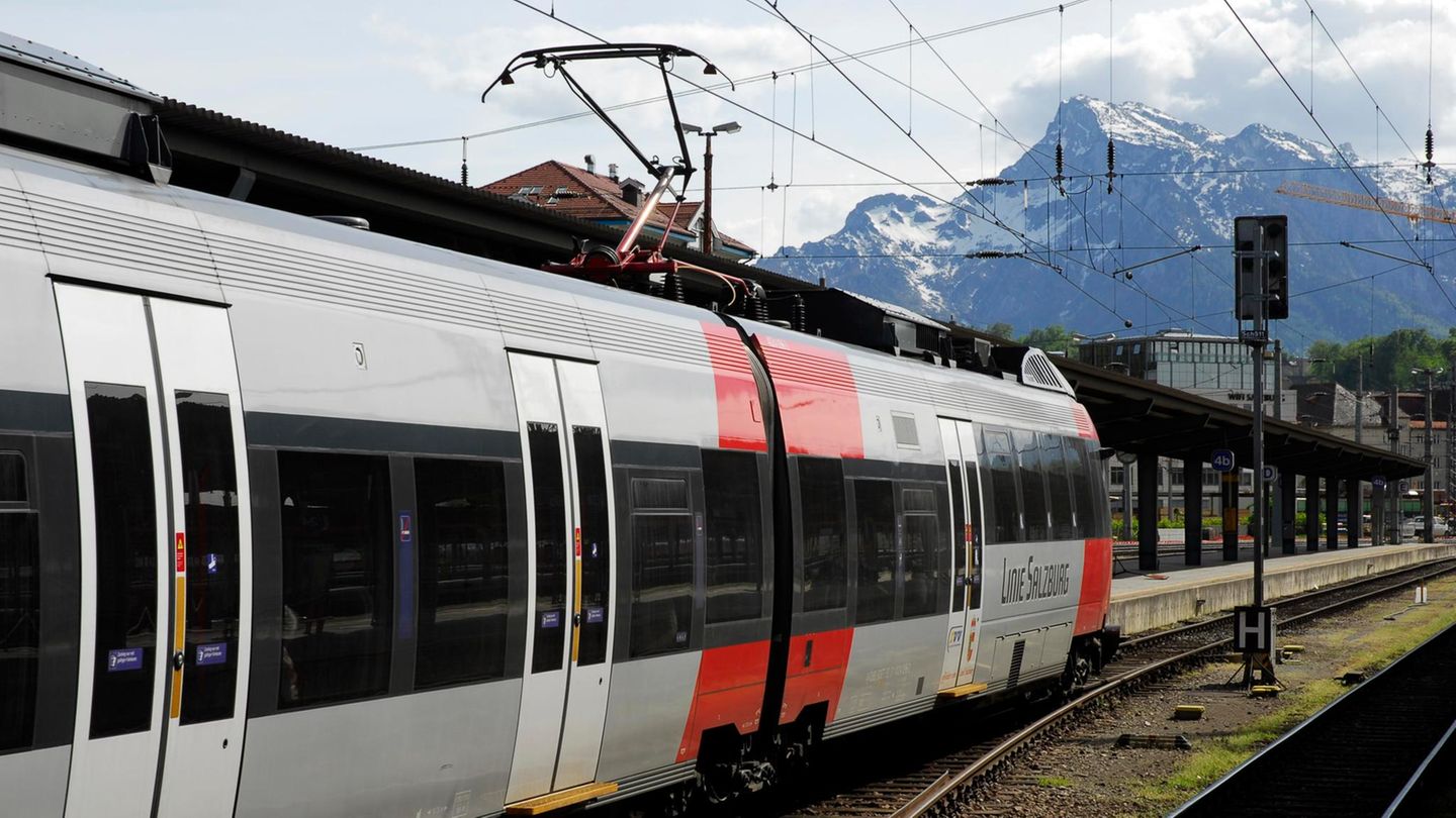 Zug Österreich