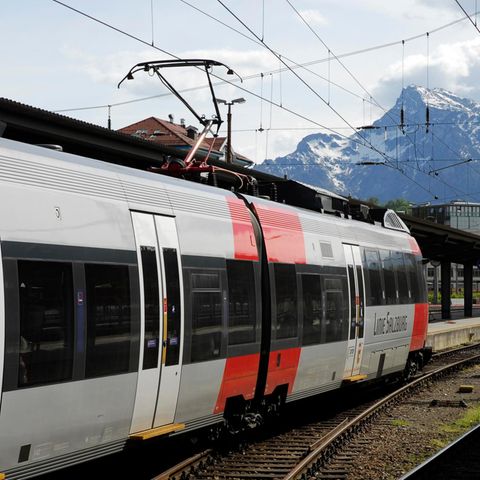 Zug Österreich