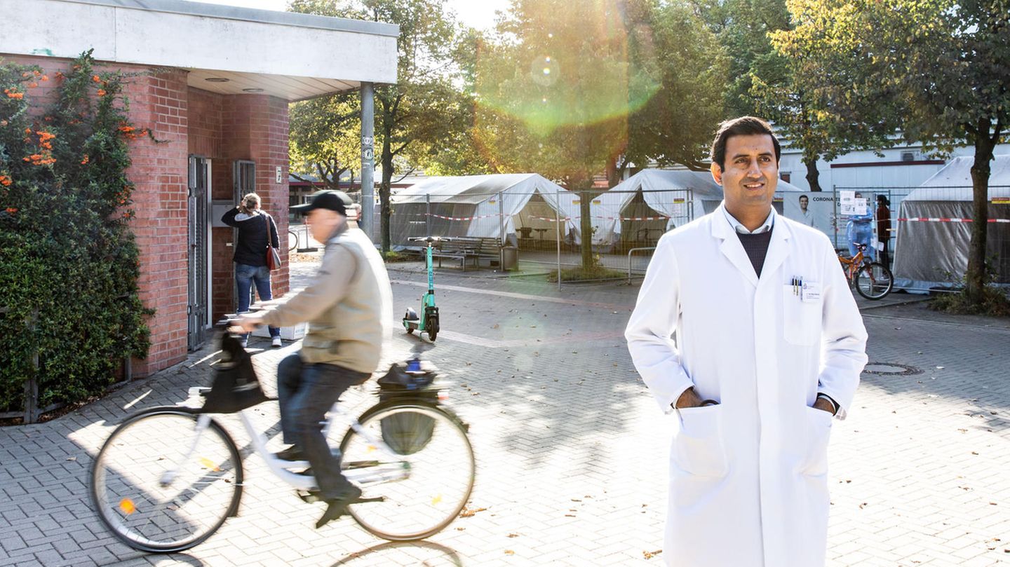 Dr. Wjahat Waraich