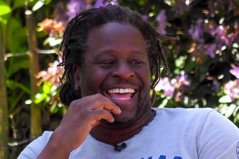 Mola Adebisi im "Sommerhaus der Stars"