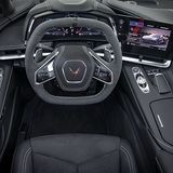 Der Fahrerplatz ähnelt dem eines Flugzeugpiloten