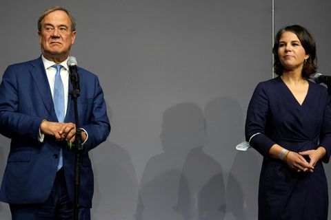 Armin Laschet, Parteichef der CDU, und Annalena Baerbock, Co-Vorsitzende von Bündnis 90/Die Grünen