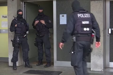 Organisierte Kriminalität: Großrazzia der Polizei gegen Geldwäsche in NRW