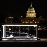 Lamborghini Countach auf dem Highway ist die Hölle los