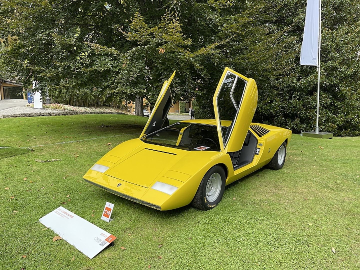 Lamborghini Countach LP 500