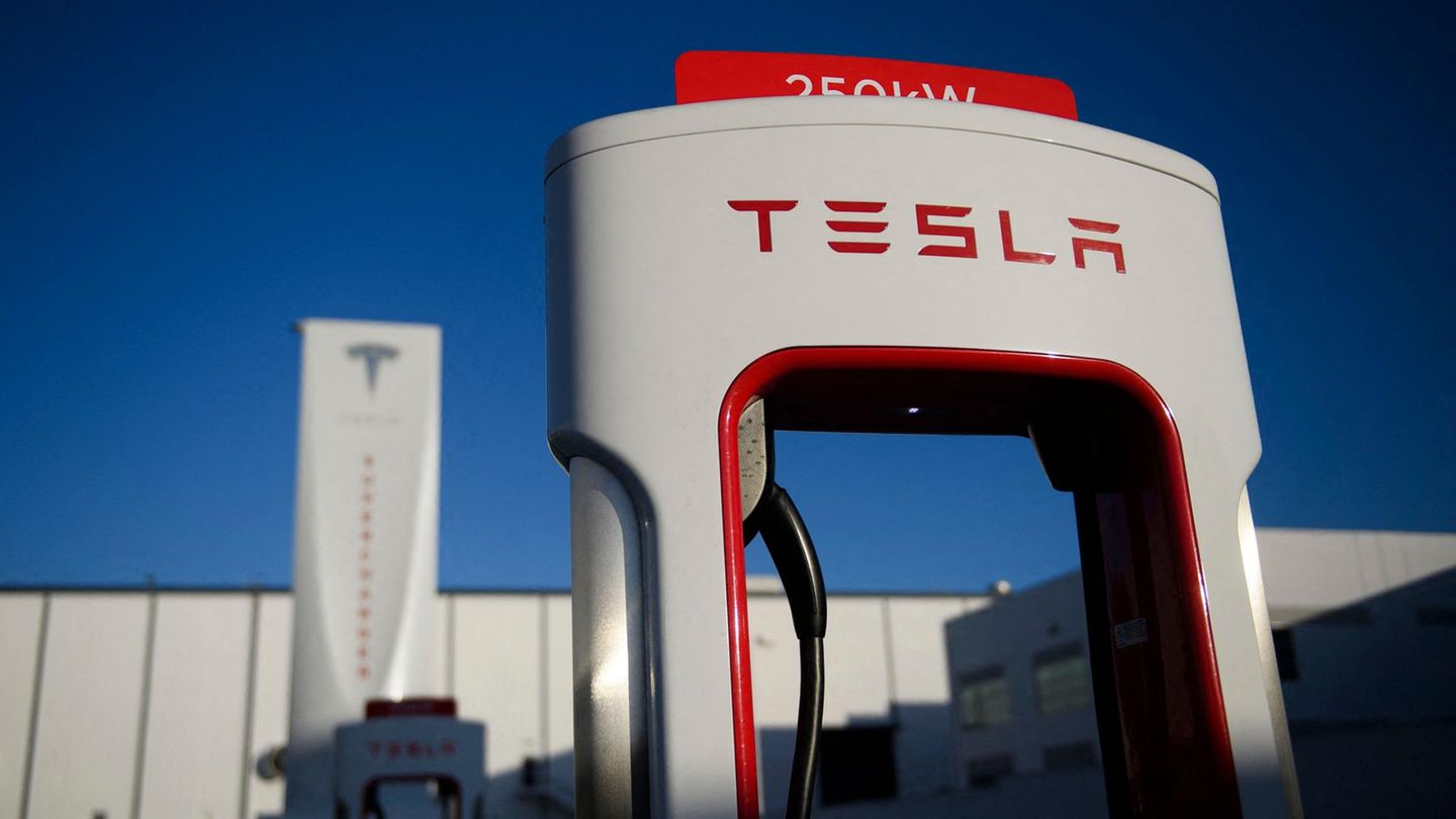 For racist slurs: Tesla has to pay 137 million in compensation