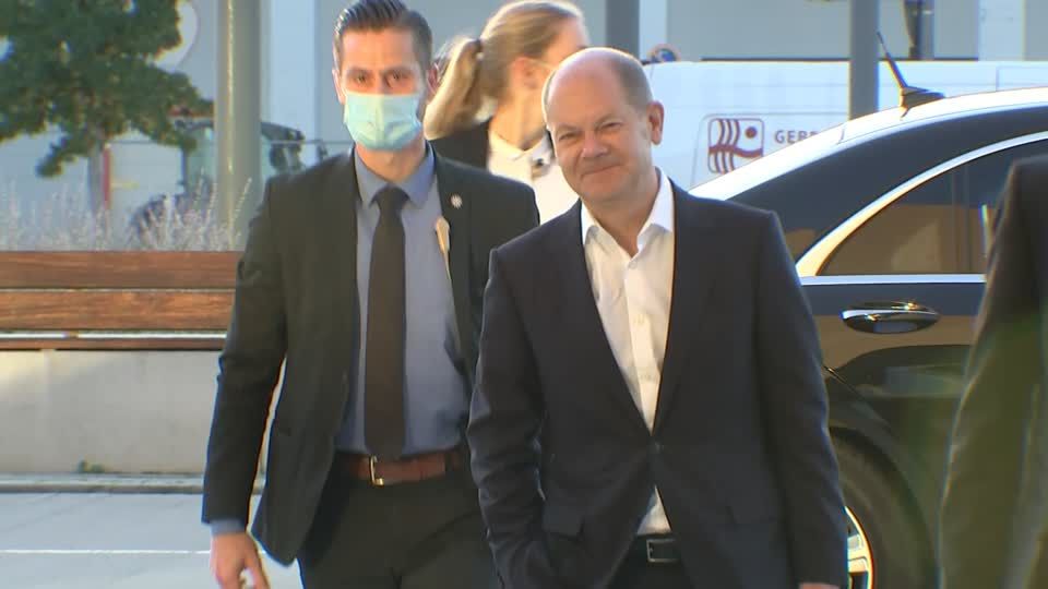 Video: Erste Dreier-Sondierung für Ampel-Koalition hat begonnen