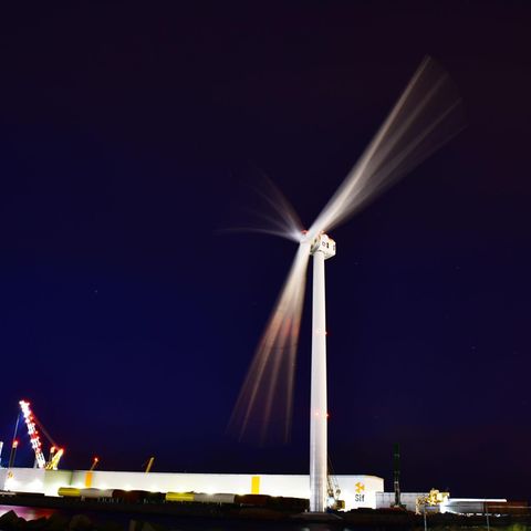 Eine Haliade X in Rotterdam