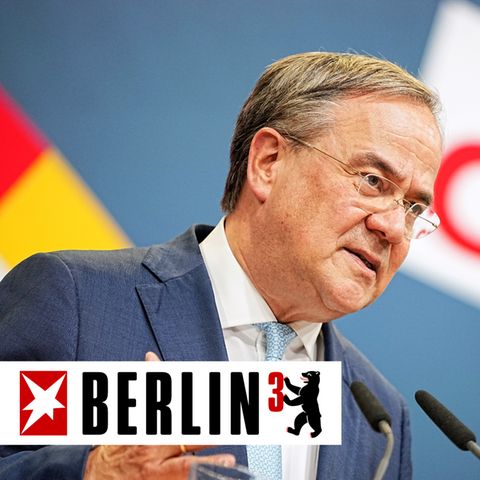 Armin Laschet gibt ein Pressestatement zum Fortgang der Sondierungsgespräche
