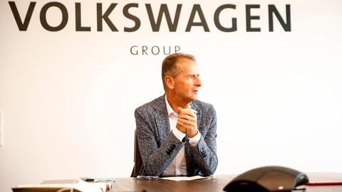 Elektromobilität: Plötzlich grüner Influencer? Die öffentliche Wandlung von VW-Chef Herbert Diess