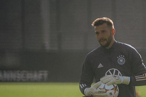 Daniel Heuer Fernandes HSV Germany training