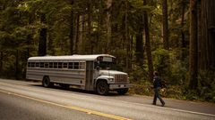 Der Bus von außen. Aufgrund gesetzlicher Bestimmungen werden die Schulbusse in den USA nach wenigen Jahren außer Dienst gestellt.
