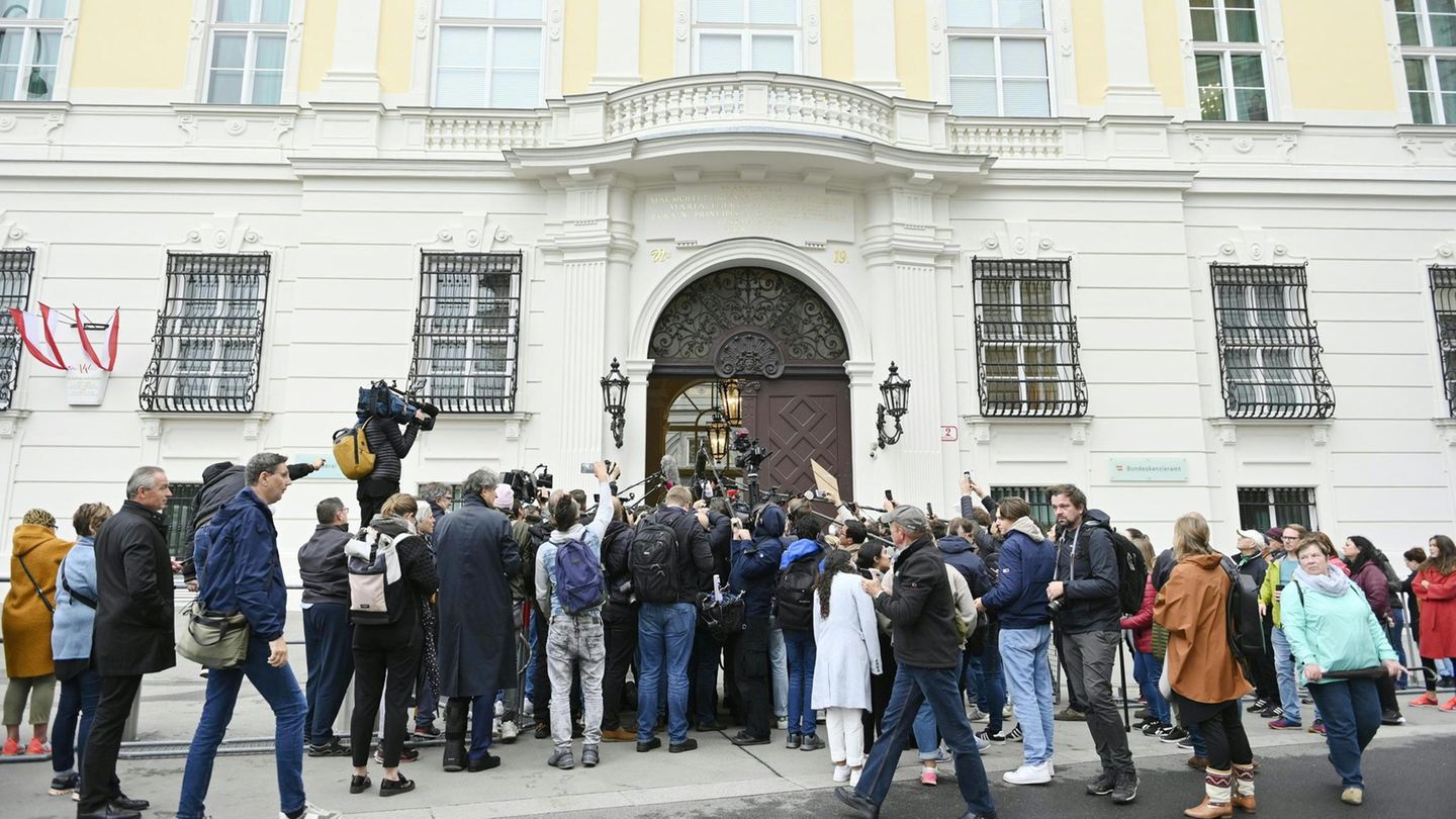 Medienrummel vor dem Kanzleramt