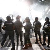 Polizisten in Stellung