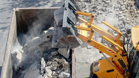 Neues Material wird aus Altbeton gewonnen.