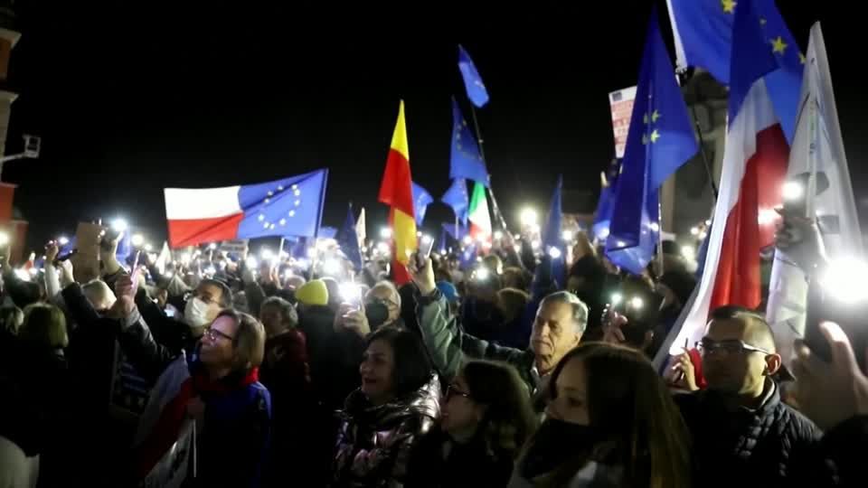 Video: EU-Anhänger demonstrieren in Polen Video: EU-Anhänger demonstrieren in Polen