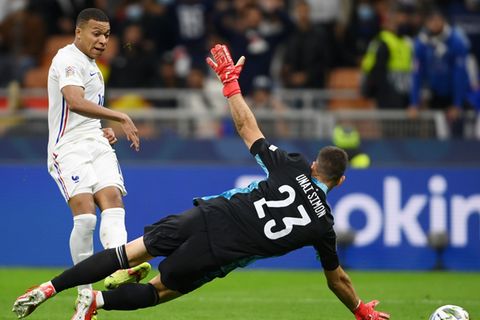 Kylian Mbappe Spain vs France Nations League final 2021