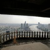 Der Ausblick über die Stadt und den Chao Phraya hätte sehenswert sein können.