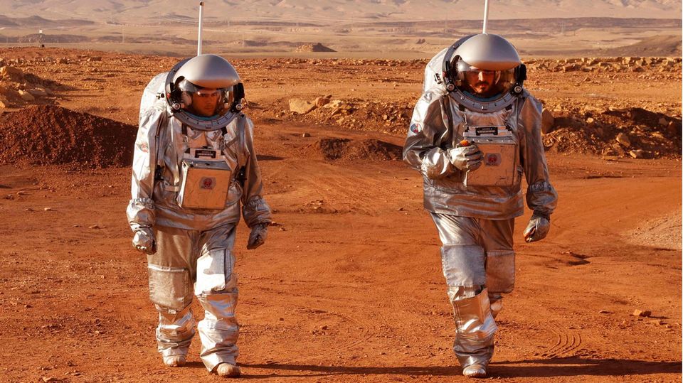 Marsmission in israelischer Wüste Astronauten simulieren das Leben auf dem "Roten Planeten" in israelischer Wüste.
