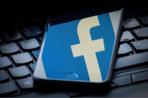 "Unfollow Everything": Facebook sperrt Entwickler, der News-Feed aufräumen wollte