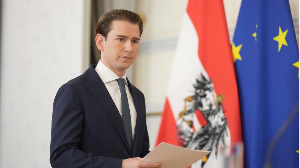 Österreichs ehemaliger Bundeskanzler Sebastian Kurz, der nach Korruptionsvorwürfen zurückgetreten ist