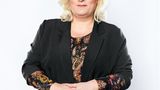 Daniela Biedermann, 43, Kauffrauaus Alfter-Witterschlick  "Natürlich haben wir ein Virus, ich bin keine Corona-Leugnerin und halte mich an alle AHA-Regeln. Aber die Impfung will ich nicht. Ich lebe gesund, habe in meinem Leben alle wichtigen Impfungen bekommen, und auch meine Kinder haben alle. Trotz allem finde ich nicht, dass man den jetzigen Impfstoff, der bislang nicht durcherprobt ist, verabreichen kann. Ich will mich nicht drängen lassen, sondern selbst entscheiden, ob ich den annehme oder nicht. Warum hat man nicht die Totvirenimpfstoffe genommen, die es schon seit 60 Jahren gibt? Da gibt es ja bald zwei, die werden hoffentlich zugelassen. Ich erlebe übelste Anfeindungen. Es heißt, ich wäre eine ‚unverantwortliche Mutter‘, müsse ein Vorbild sein oder wäre eine ‚Aluhutträgerin‘. Das ist schon heftig. Es wird nicht mehr akzeptiert, wenn man ungeimpft ist oder bleibt, das finde ich sehr schade."
