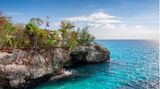 Traumziel Karibik: Steilküste in der Montego Bay auf Jamaika