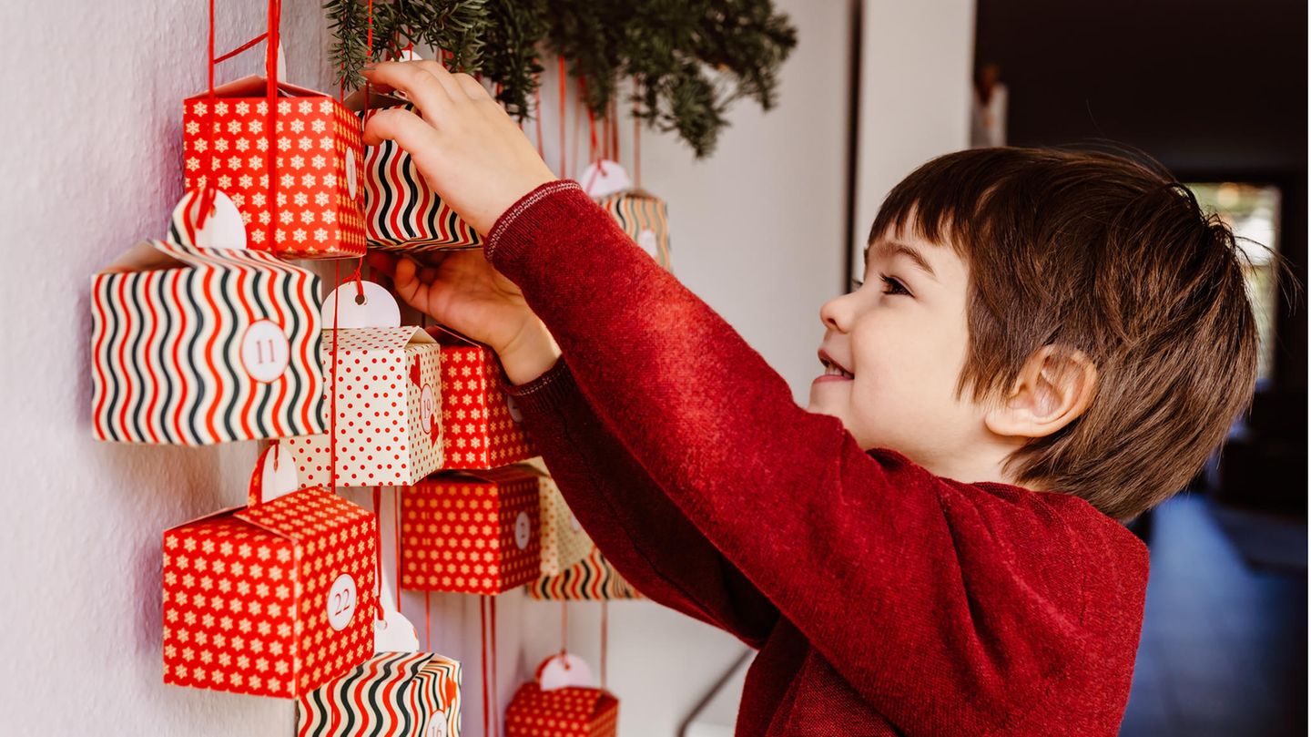 Adventskalender für Kinder verkürzen die Wartezeit bis Weihnachten für die Kleinen der Familie.