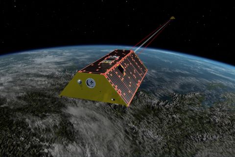 Das Satellitenpärchen der Mission "Grace FO" synchronisiert sich im Orbit mit Laserstrahlen