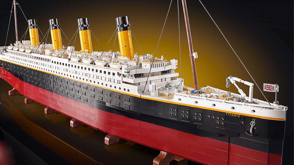 LEGO präsentiert sein bisher größtes Set: Die Titanic