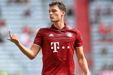 BENJAMIN PAVARD BAYERN MÜNCHEN