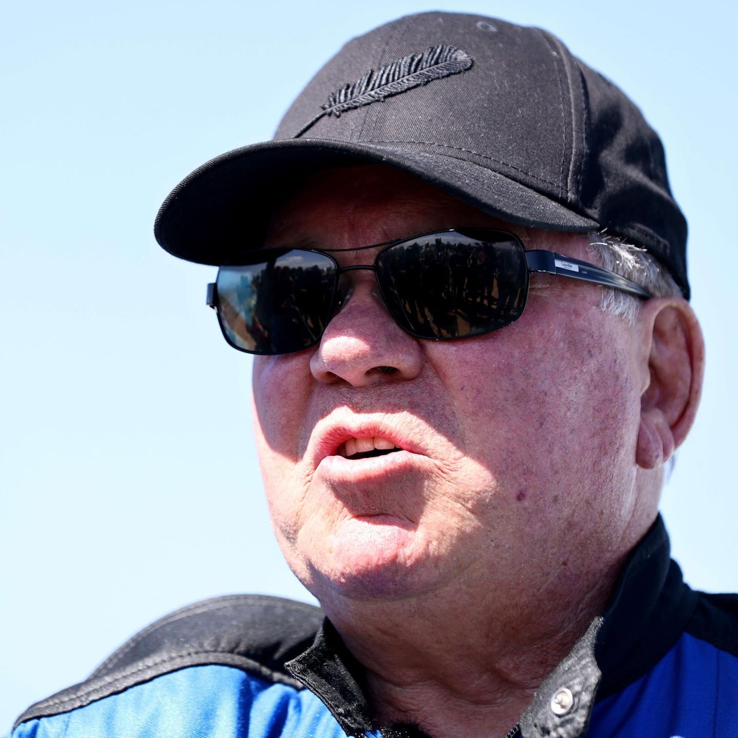 William Shatner Captain Kirk Zeigt Sich Nach Weltraum Trip Tief Bewegt Video Stern De