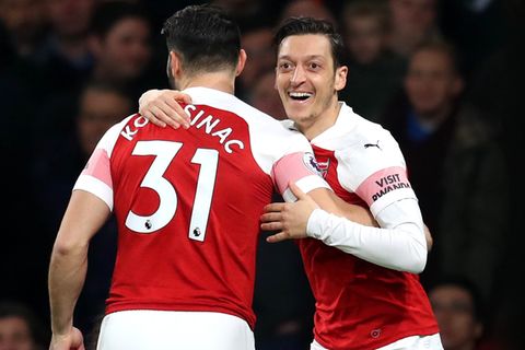 Mesut Özil Sead Kolasinac FC Arsenal