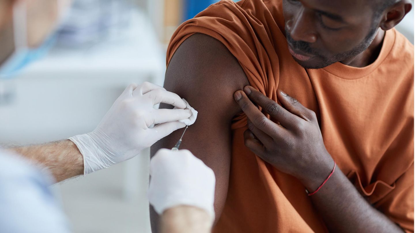 Überraschendes Ergebnis : Große Studie: Das sind die neuen Erkenntnisse über Impf-Wirksamkeit und Booster-Shots