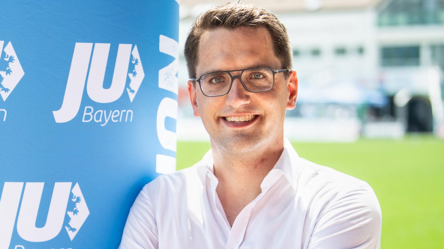 BERLIN³: Bayerischer JU-Chef will Schäuble aus dem Bundestag schmeißen – und schießt sich selbst ins Aus