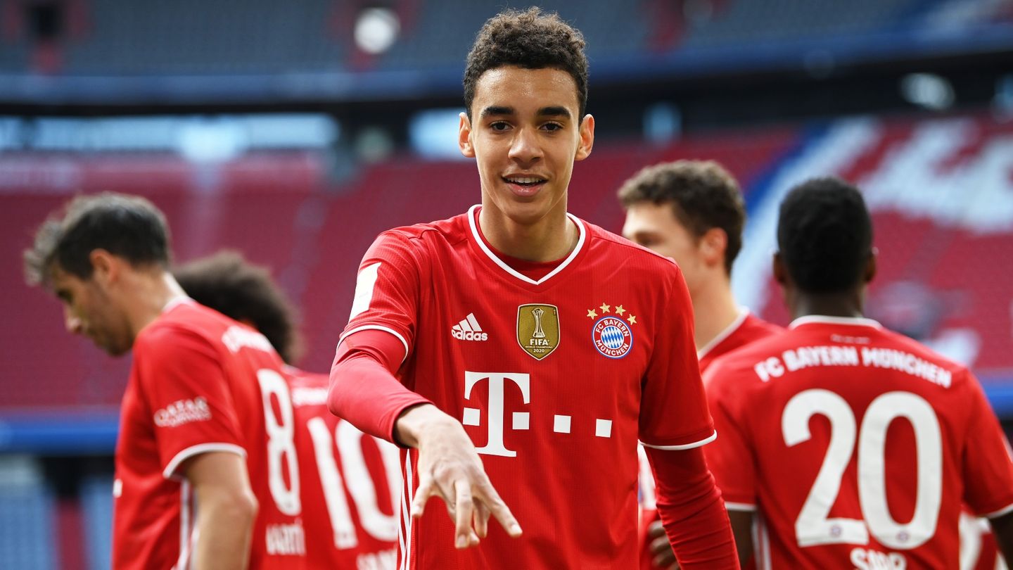 FC Bayern Munich - Jamal Musiala: "My mother drives me to training and picks me up" - 24 Hours World