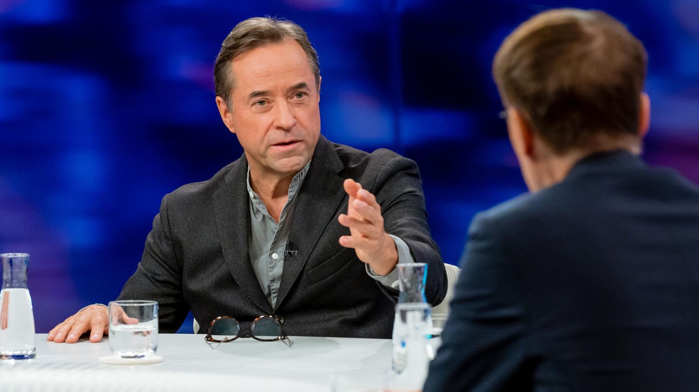 Jan Josef Liefers in der ZDF-Talkshow "Maybrit Illner"