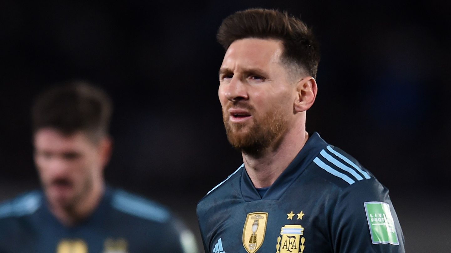 Lionel Messi upset referee in World Cup qualifying: “As if he did it on purpose”