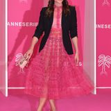 Das raffinierteste Kleid des Abends darf die italienische Modebloggerin Carlotta Rubaltelli für sich in Anspruch nehmen. Ihr Kleid von Dior wirkte auf den ersten Blick durchsichtig - gab dann aber nur das preis, was Rubaltelli zeigen wollte. Berauschend.