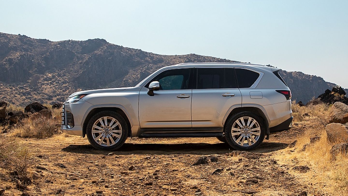 Lexus LX 600: A Star is born