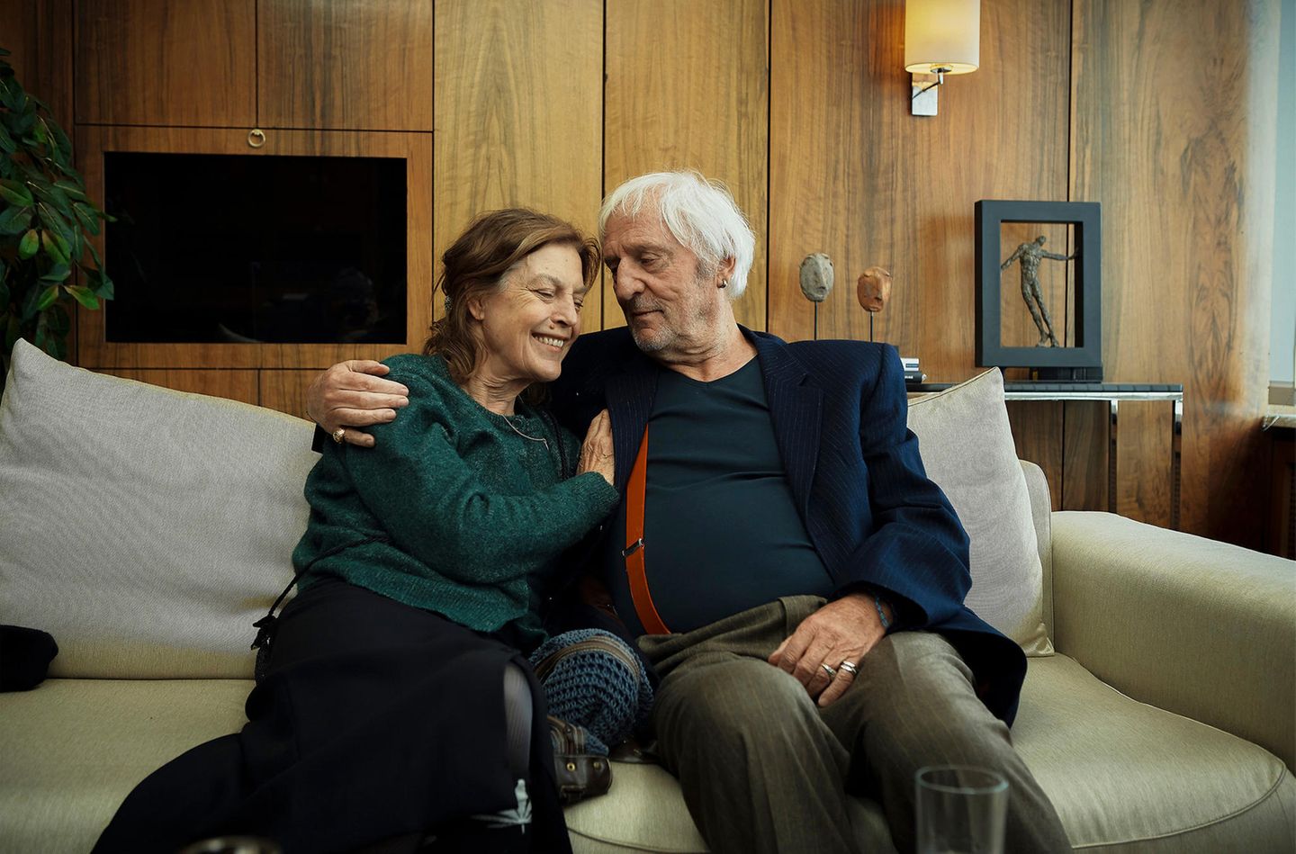 Seit einem halben Jahrhundert sind die beiden Althippies ein Paar. Doch auf seine alten Tage hat Bernd (Günther Maria Halmer) seiner Jutta (Angela Winkler) einen Heiratsantrag gemacht. Das droht die Beziehung zu zerstören. Doch keine Sorge: Paartherapeut Kranitz weiß auch hier Rat.