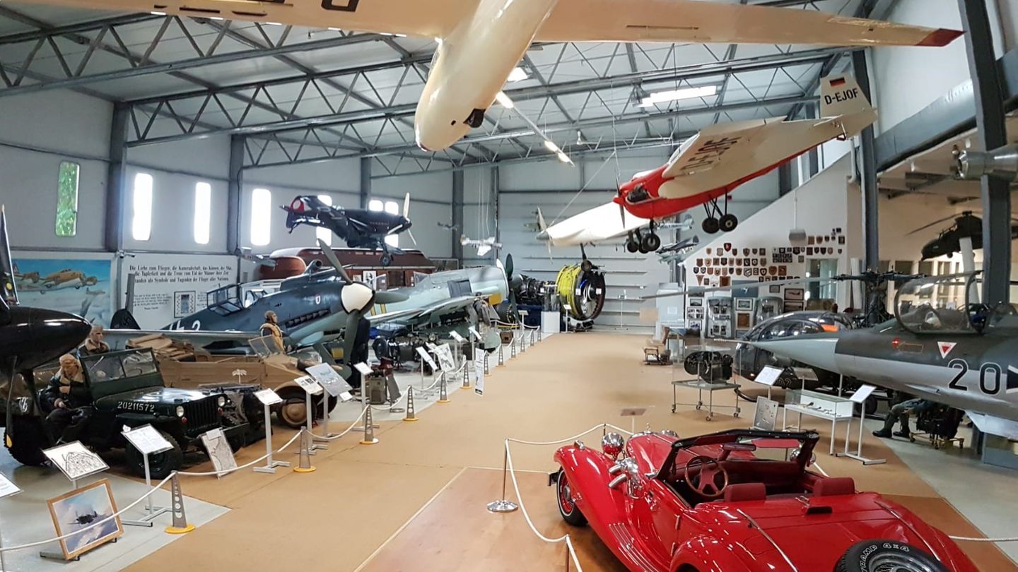 Ehrenamt im Lufthartmuseum Hannover-Laatzen Ehrenamt im Lufthartmuseum Hannover-Laatzen
