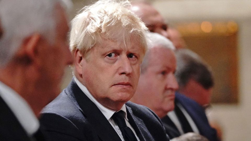 Boris Johnson, Premierminister von Großbritannien, will Plan B in der Corona-Pandemie zunächst in der Schublade behalten.